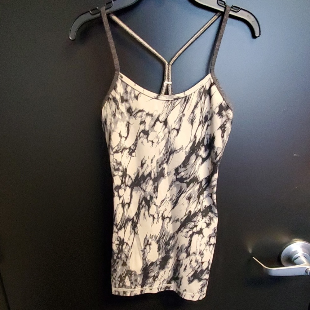 Lululemon Power Y Tank black print